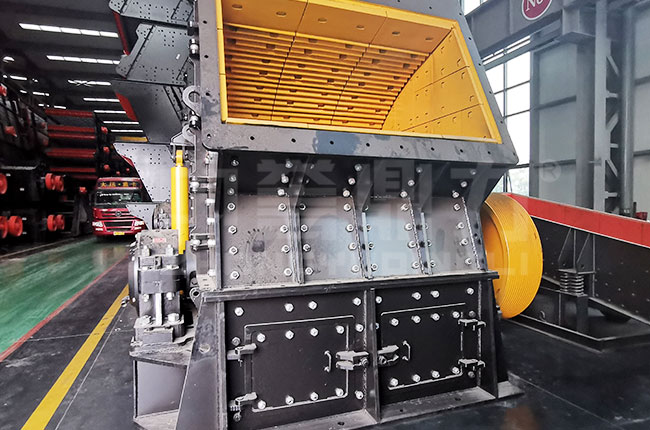 ��ɰ�C�N�չʾ