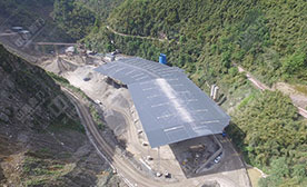 �Ĵ�ʡ��ɽ�кӿڲ�ʯ��(ch��ng)�r(sh��)�a(ch��n)400��ʯ��ʯ�������a(ch��n)��