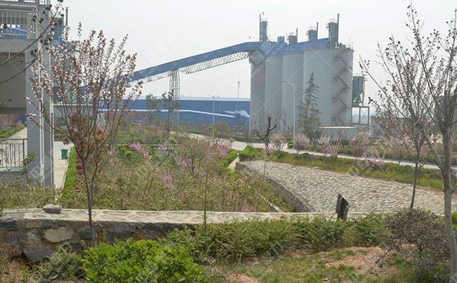 �������ˮ�༯�F(tu��n)�r(sh��)�a(ch��n)2500������ɰʯ���������a(ch��n)��